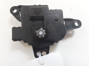   Interior shoulder valve motor 