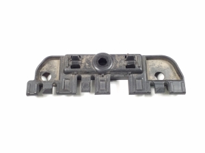   Exterior sill trim bracket  - 4G8853921A 