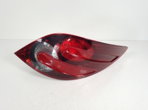  Rear corner lamp 