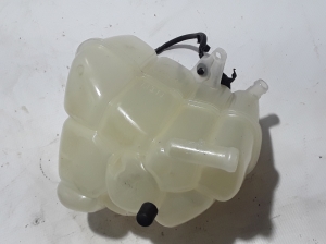  Tank for coolant 