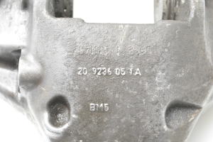 Volkswagen Touareg I (2002–2010) Bremssattel vorne 071192123 - 2