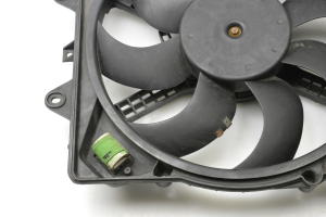 Opel Corsa D (2006–2014) Intercooler radiator fan 55703933 - 3