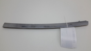 Front grille chrome trim - A1648880285