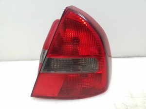 Mitsubishi Carisma (1995–2004) Eckleuchte hinten