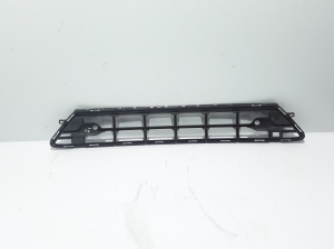  Front bumper lower grille 