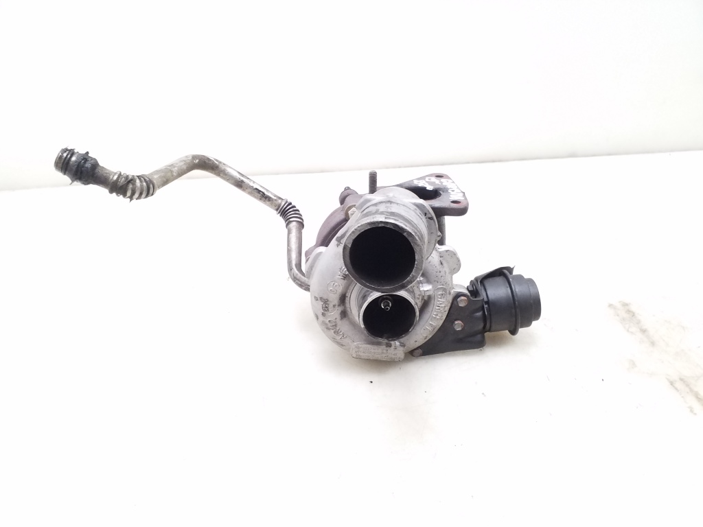 Mitsubishi Carisma (1995–2004) Turbo 8200381645 Mitsubishi Carisma (1995–2004) Turbo 8200381645