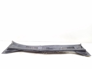 Front wiper mechanism trim to the glass NISSAN X-Trail