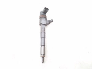  Fuel injector 