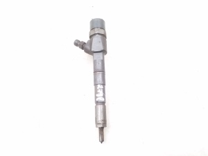  Fuel injector 