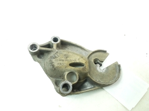 Mercedes Benz S-Class 222 (2013–2020) Muu kinnitus A2224900040 - 2