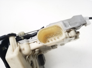 AUDI A5 (2007–2016) Front door lock 8J2837015A - 4