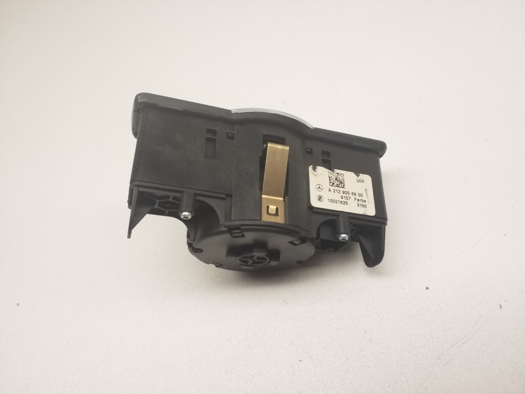 MERCEDES-BENZ C-Class W204/S204/C204 (2004-2015) Headlight Switch Control Unit A2129056800 21849896