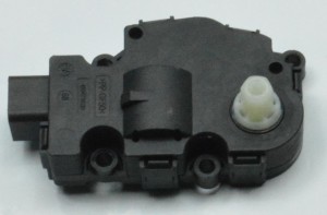 AUDI A4 B8 (2007–2016) Stellmotor Heizungsklappe 412650750 - 4