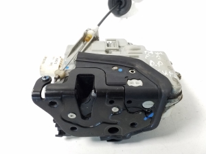 AUDI A5 (2007–2016) Front door lock 8J2837016A - 4