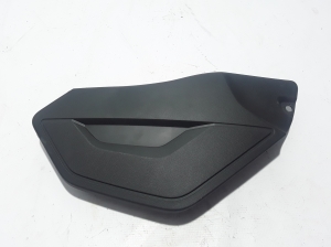Salongi konsooli muu osa - 689212660R