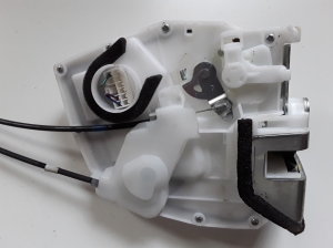 Opel Agila B (2008–2015) Rear side door lock 8230251k12 - 3