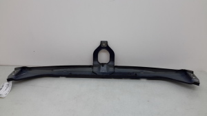Mercedes Benz E-Class W210 (1995–2002) Esiraami keskosa A2106200172 - 2
