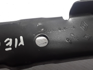 RENAULT Megane IV (2016–2022) Radiator bracket 752107804R - 3