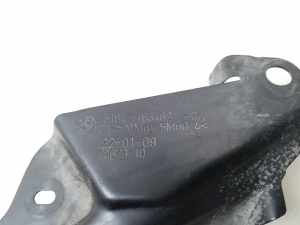 BMW 5 SERIES E60 (2003–2010) Weitere Details des Frontrahmens 7163462 - 2