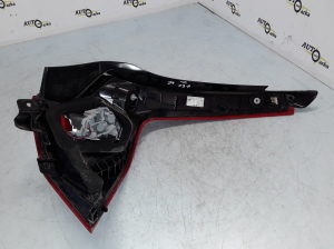 VOLVO V60 (2010–2018) Tagumine nurgatuli 31214963 - 2