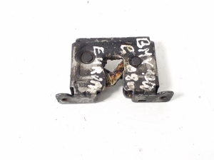 Hood latch - 7 008 755