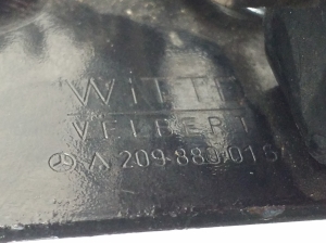 Motorhaubenöffnungsgriff an der Motorhaube - A2098800164