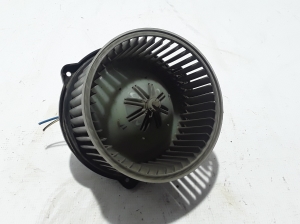   Heater blower motor  - 30850075 