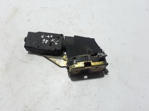 Rear side door lock - 30850806
