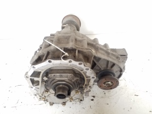 Distribution box NISSAN Terrano Components