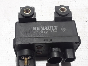 Glow plug relay - 7700107794