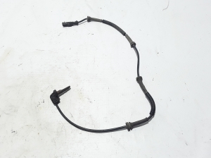 RENAULT Trafic III (2014–2022) Front ABS sensor 479108892R - 3