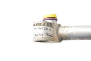 Volkswagen Golf V (2003–2009) A/C hose 1K0820743AM - 4