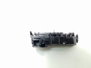 Mercedes Benz C-Class 205 (2014–2021) Istmesoojenduse lüliti A2139057502 - 3