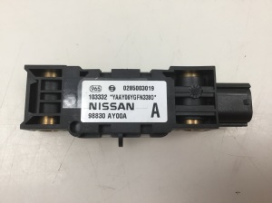 Airbag sensor - 9883AY00A