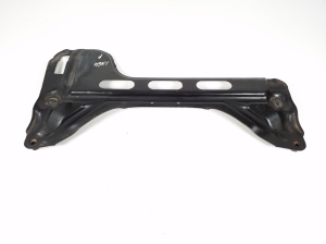 Mercedes Benz S-Class 221 (2005–2013) Esimese alusraami muu osa A2216200311 - 3