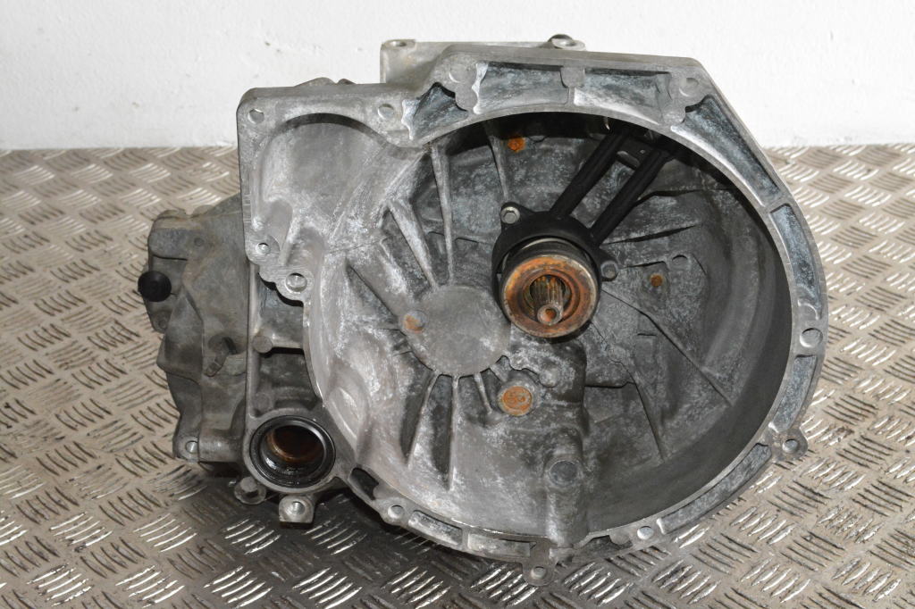 Used Ford Fiesta Gearbox AA6R7002CBD