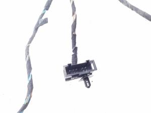  Rear parking sensor cable 