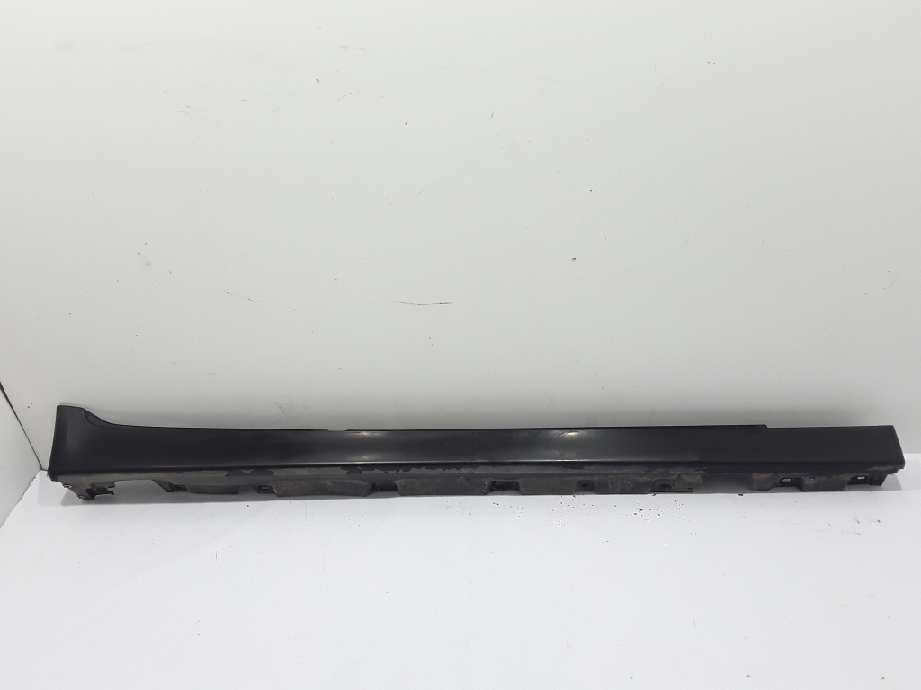 BMW 5 Series F10/F11 (2009-2017) Right Side Plastic Sideskirt Cover 7262664 22409749