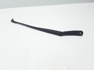   Windshield wiper blade 