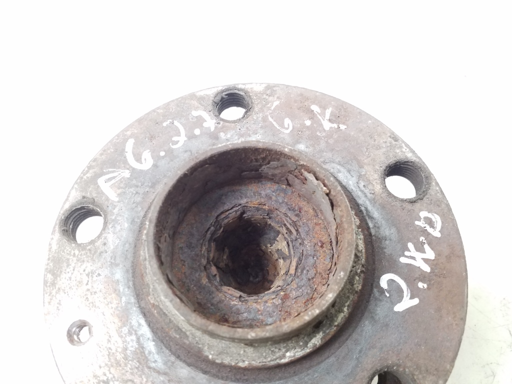 AUDI A6 C6/4F (2004-2011) Roulement de roue arrière gauche 25087895