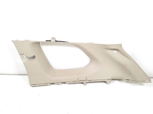   Interior trim of the rear strut  - 7230A692ZZ 