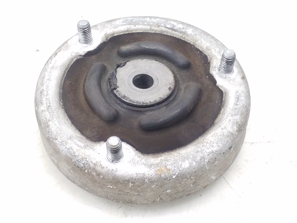 BMW 5 SERIES E60 (2003–2010) Tagumine vedru tugi 13918410 BMW 5 SERIES E60 (2003–2010) Tagumine vedru tugi 13918410