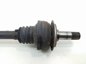 Mercedes Benz C-Class 205 (2014–2021) Tagumine veovõll ja selle osad A2053500209 - 3