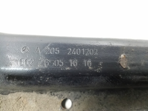 Mercedes Benz C-Class 205 (2014–2021) Käigukasti kinnitus A2052401202 - 2