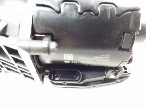 Mercedes Benz C-Class 205 (2014–2021) Gaasipedaal A2223002300 - 4
