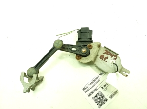 Mercedes Benz C-Class 205 (2014–2021) Andur tagumisel rummul A2229050503 - 3