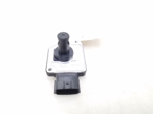 NISSAN Primera P11 (1996–2001) Luftmassenmesser 226802J200 - 3