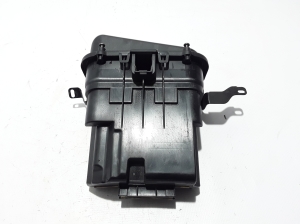  Fuse block holder under the hood 