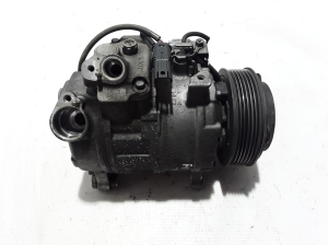   Air conditioner compressor 