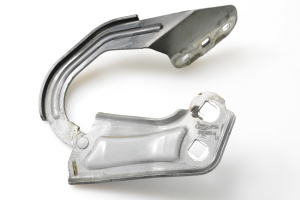  Engine cover hinge 